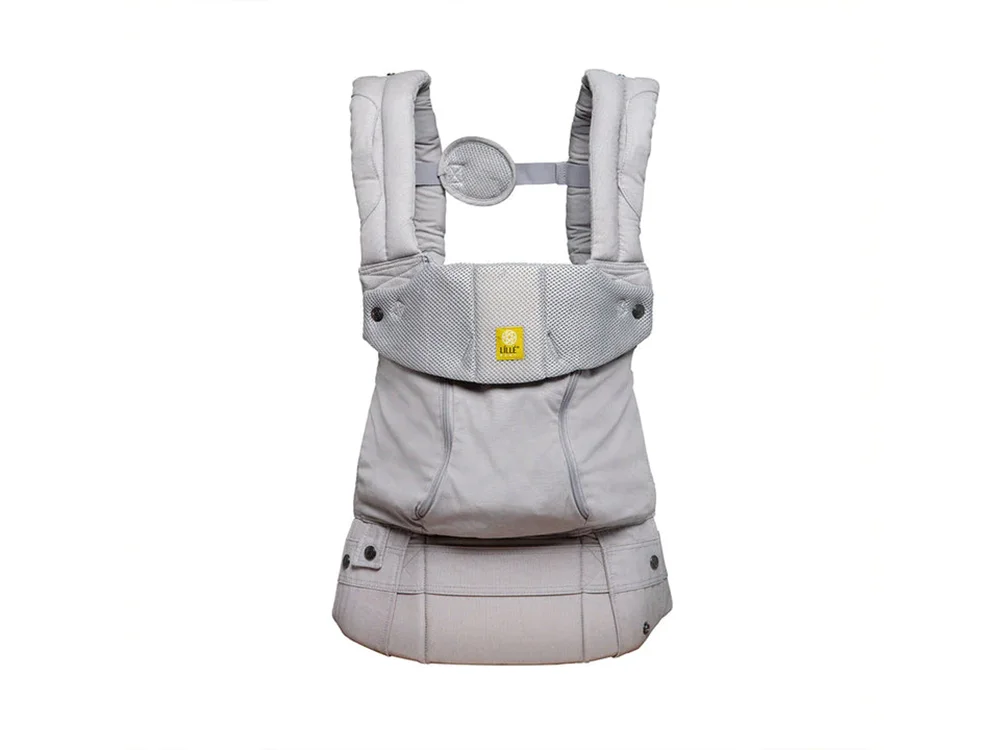 Lillebaby Complete soft sided baby carrier for kids on airplanes